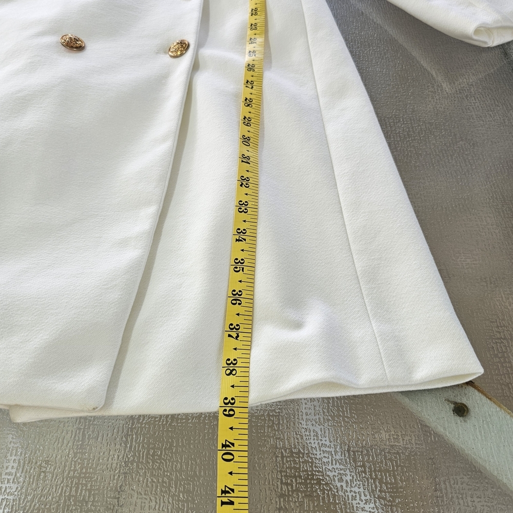 Elegant Woman's White Double-Breasted Fall/Winter Classic Coat with Gold Buttons - Picture 13 of 13